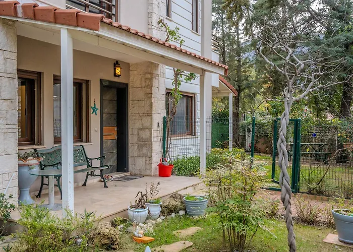 Floransa Icmeler Villa *